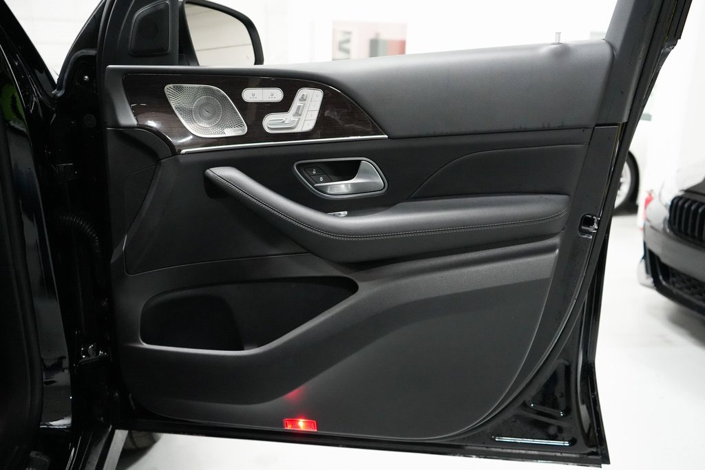 Used 2024 Mercedes-Benz GLS 450 4MATIC image 36