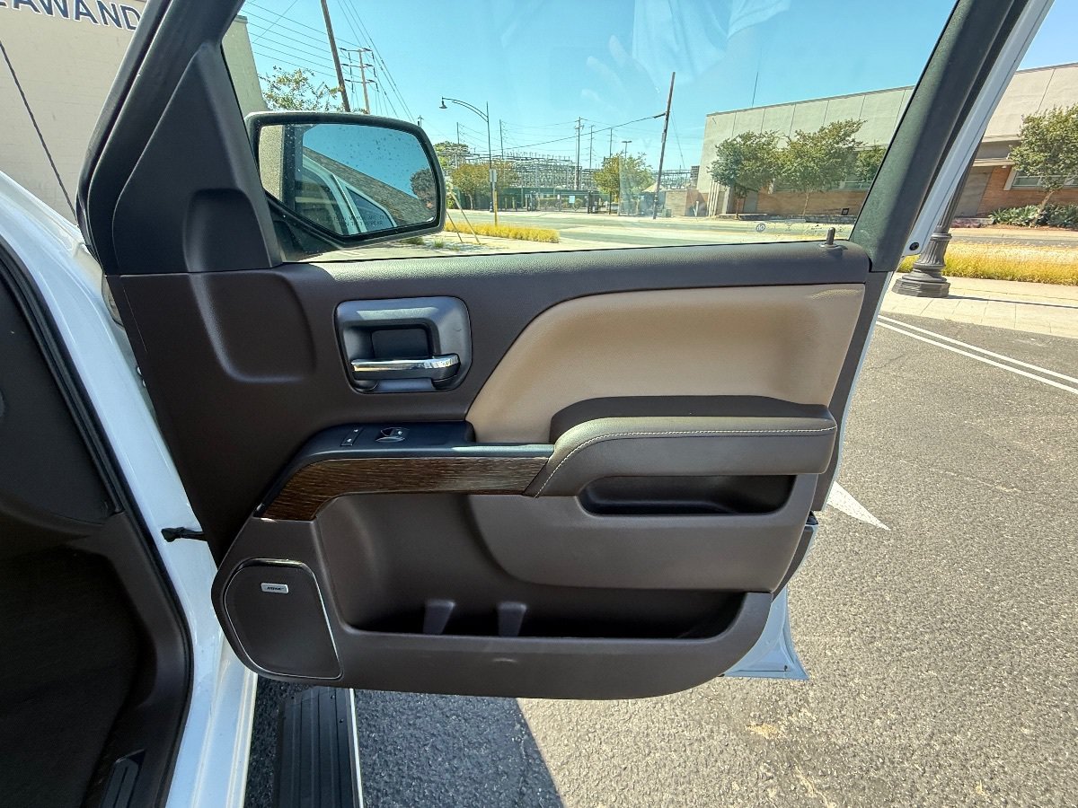 Used 2018 GMC Sierra 1500 Denali w/ Denali Ultimate Package AWD/4WD image 18