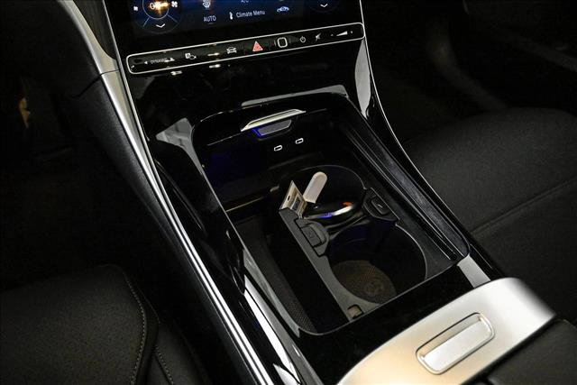 New 2026 Mercedes-Benz C 300 4MATIC Sedan image 13
