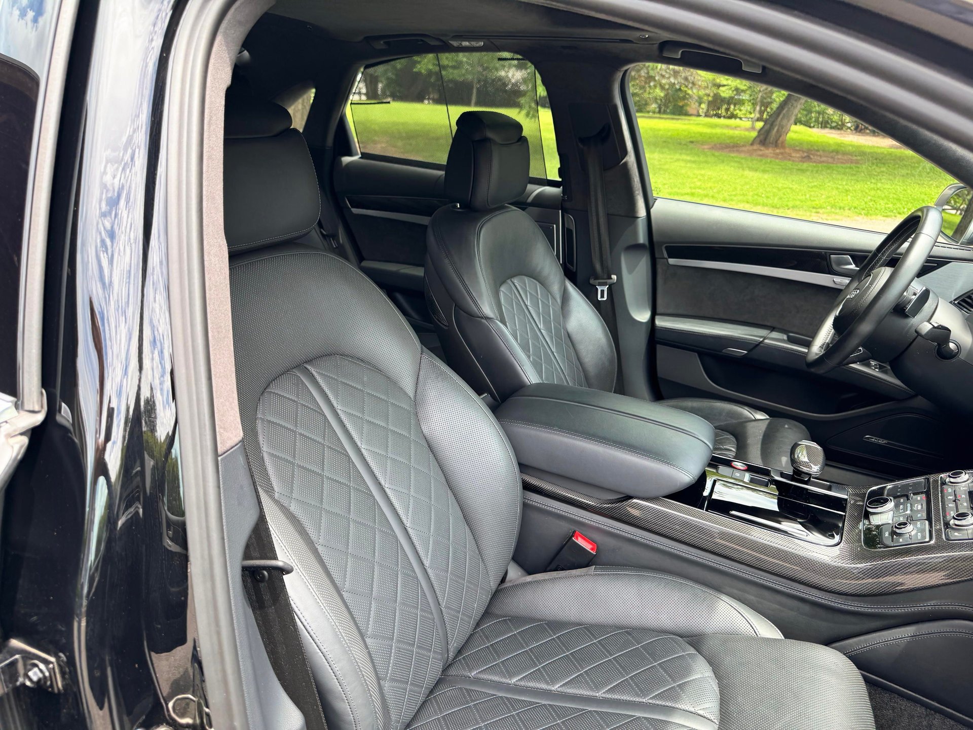 Used 2017 Audi S8 Plus AWD/4WD image 38