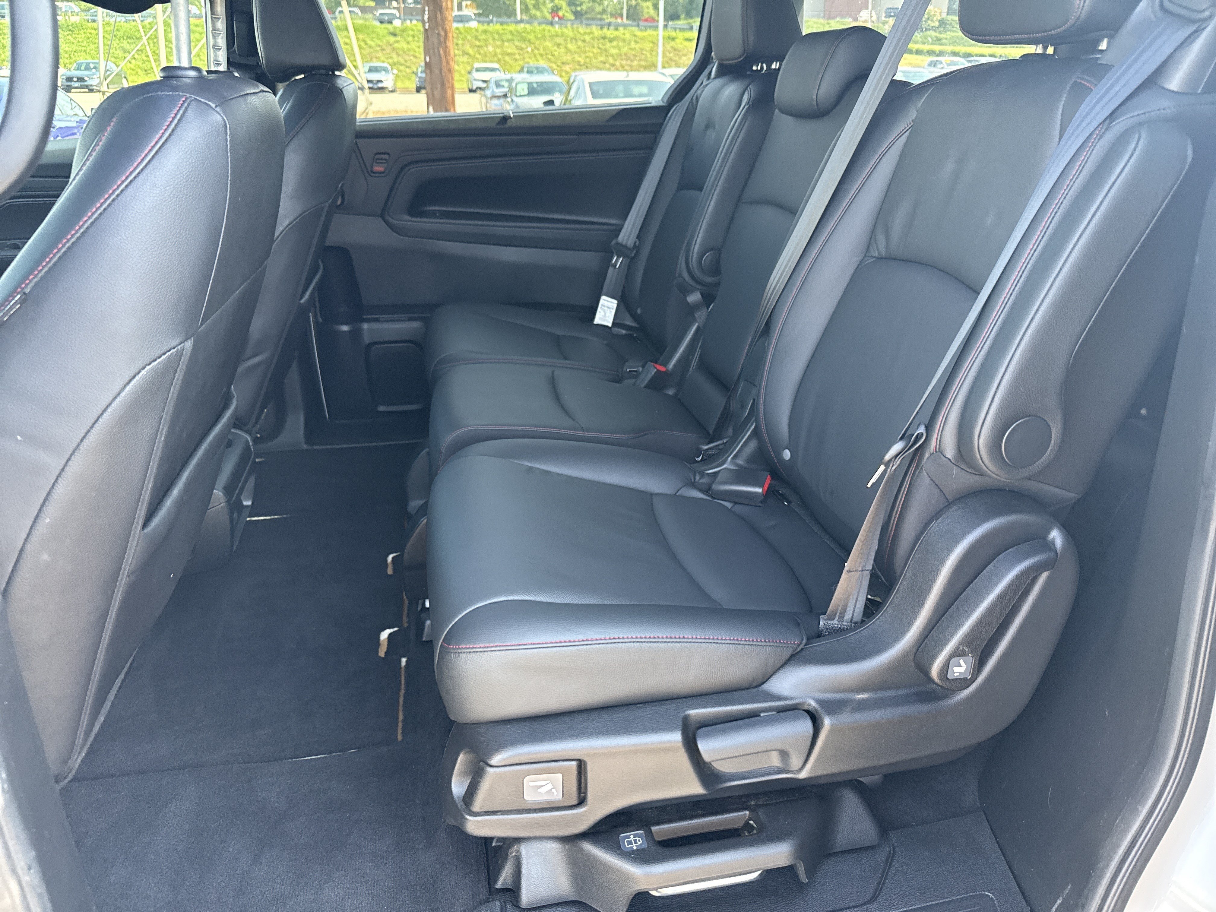 Certified 2024 Honda Odyssey Sport image 31