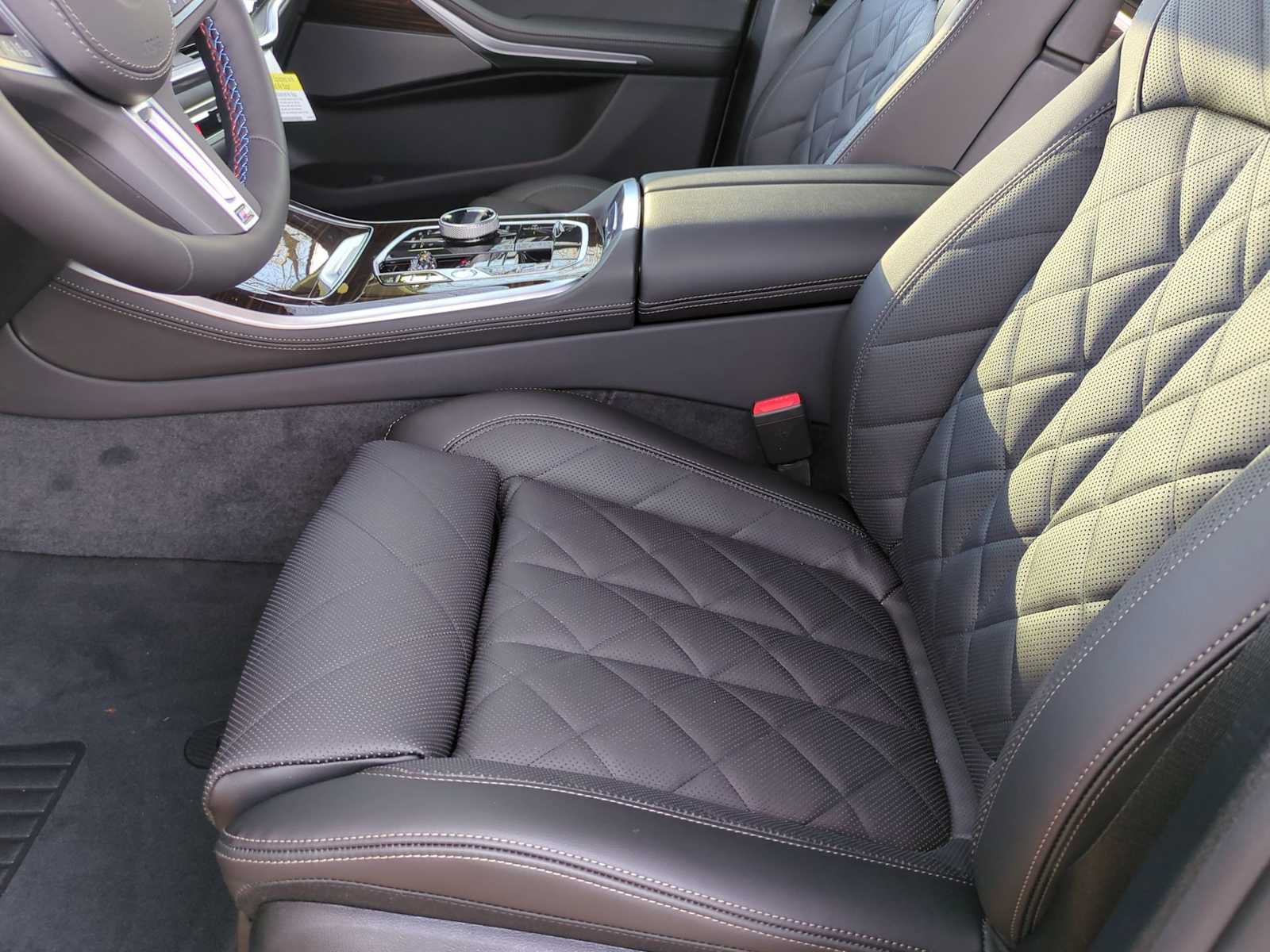 New 2026 BMW X5 M60i AWD/4WD image 16