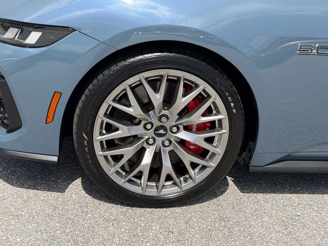 Used 2024 Ford Mustang GT Premium RWD image 4
