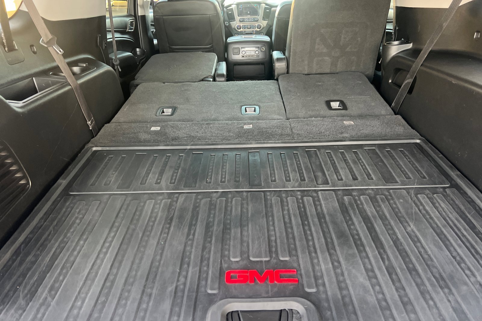 Used 2018 GMC Yukon XL Denali w/ Denali Ultimate Package image 19