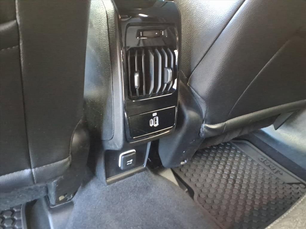 Used 2025 Jeep Compass Trailhawk w/ Trailhawk Elite Group image 32