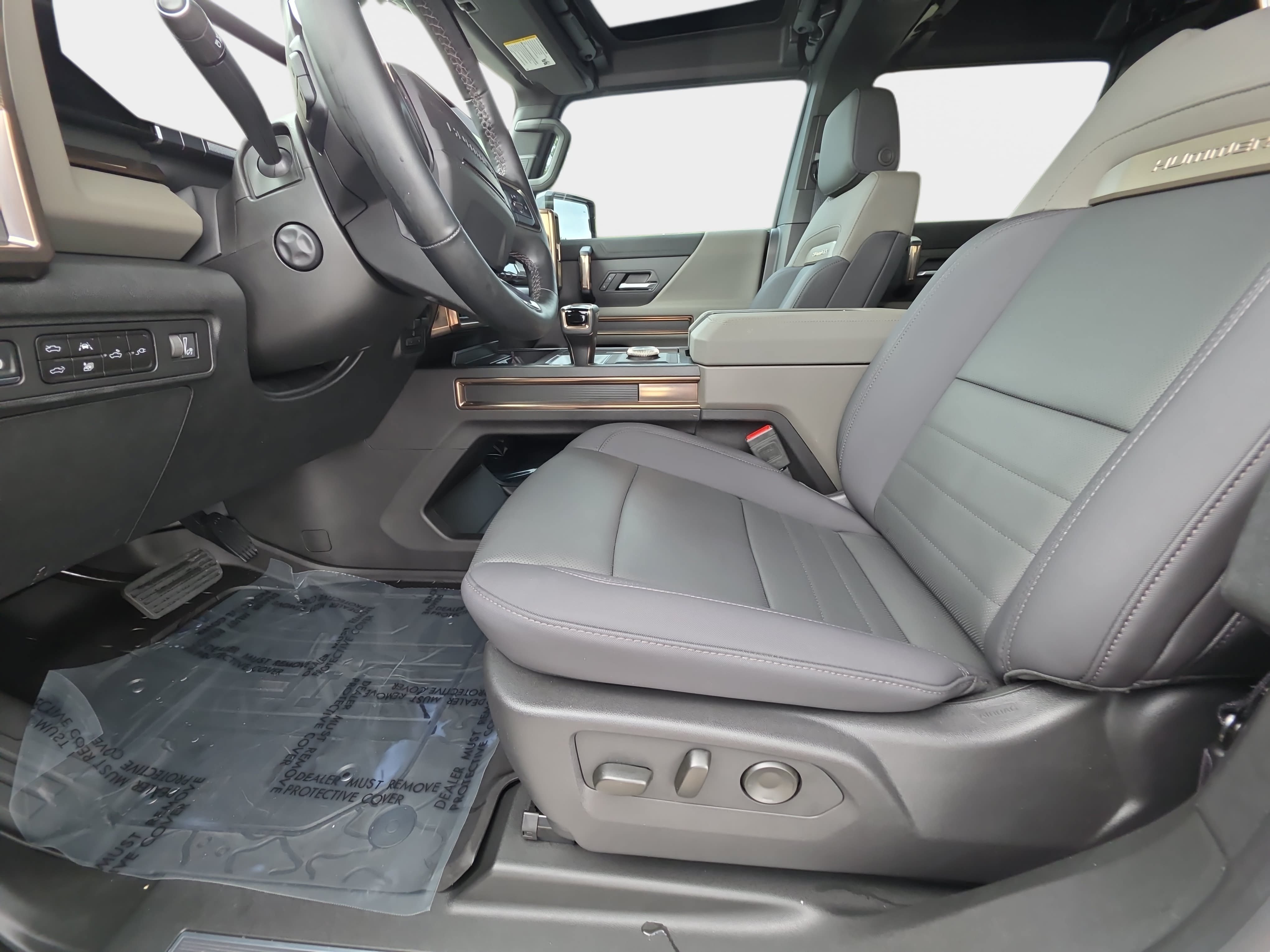 Used 2025 GMC Hummer EV 3X AWD/4WD image 16