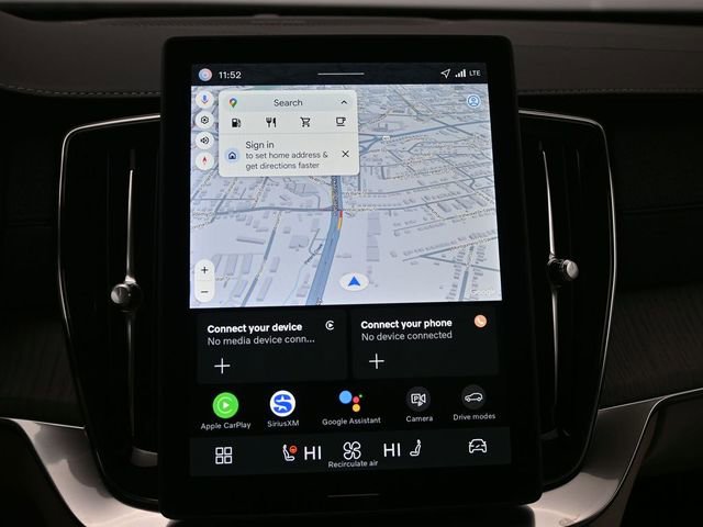 New 2026 Volvo XC90 B6 Ultra w/ Protection Package image 13