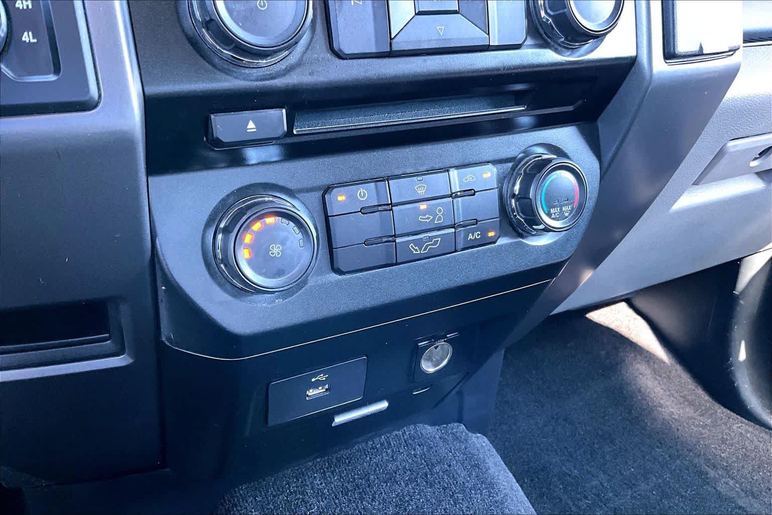 Used 2016 Ford F150 XLT AWD/4WD image 33