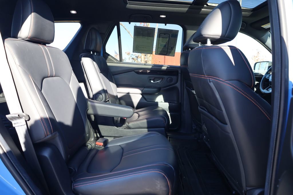 Used 2024 Honda Pilot TrailSport image 38