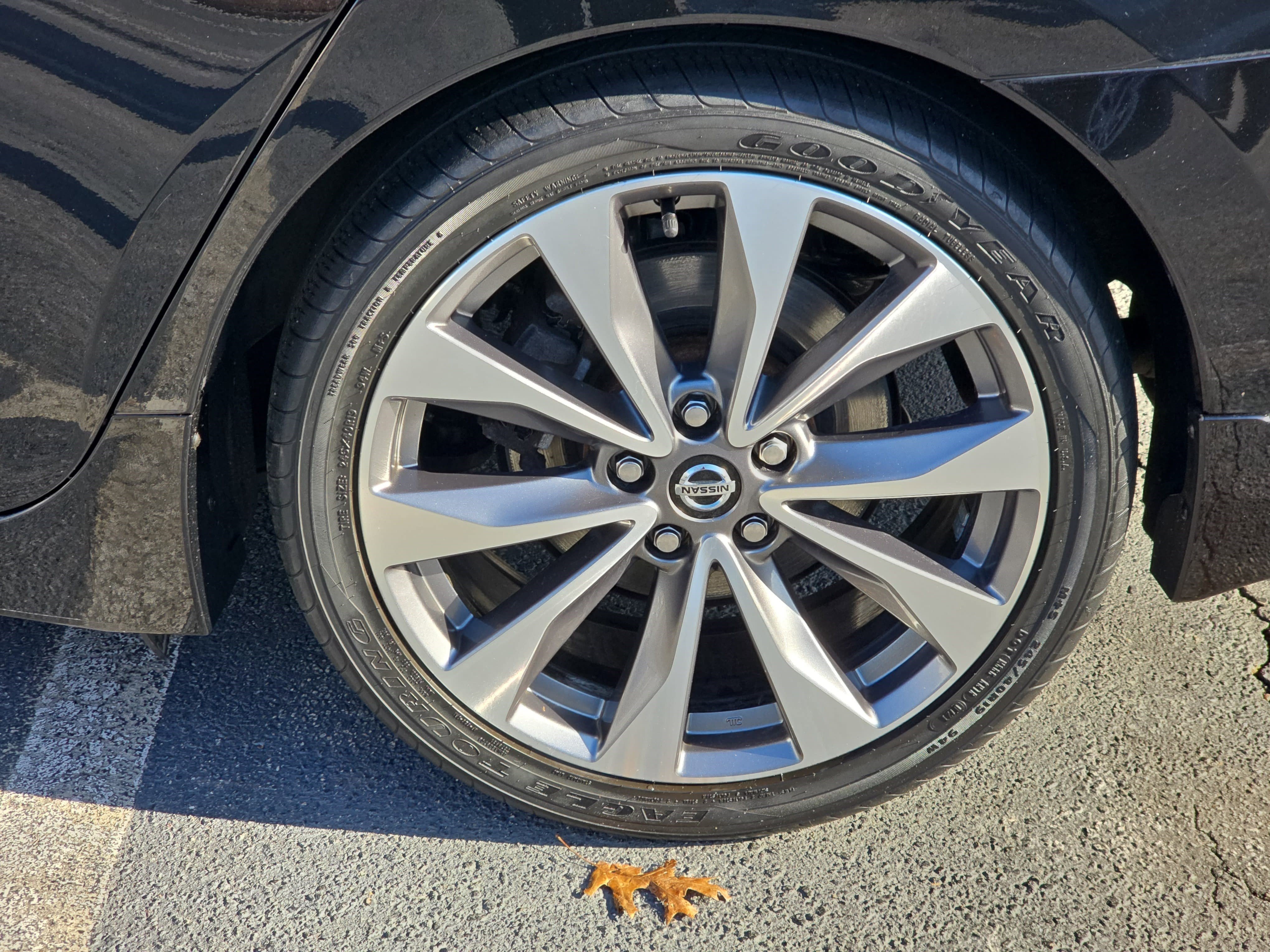 Used 2021 Nissan Maxima Platinum w/ Sport Mat Group image 34