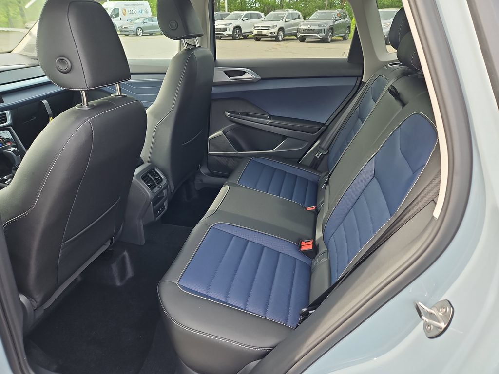 New 2026 Volkswagen Taos SEL AWD/4WD image 22