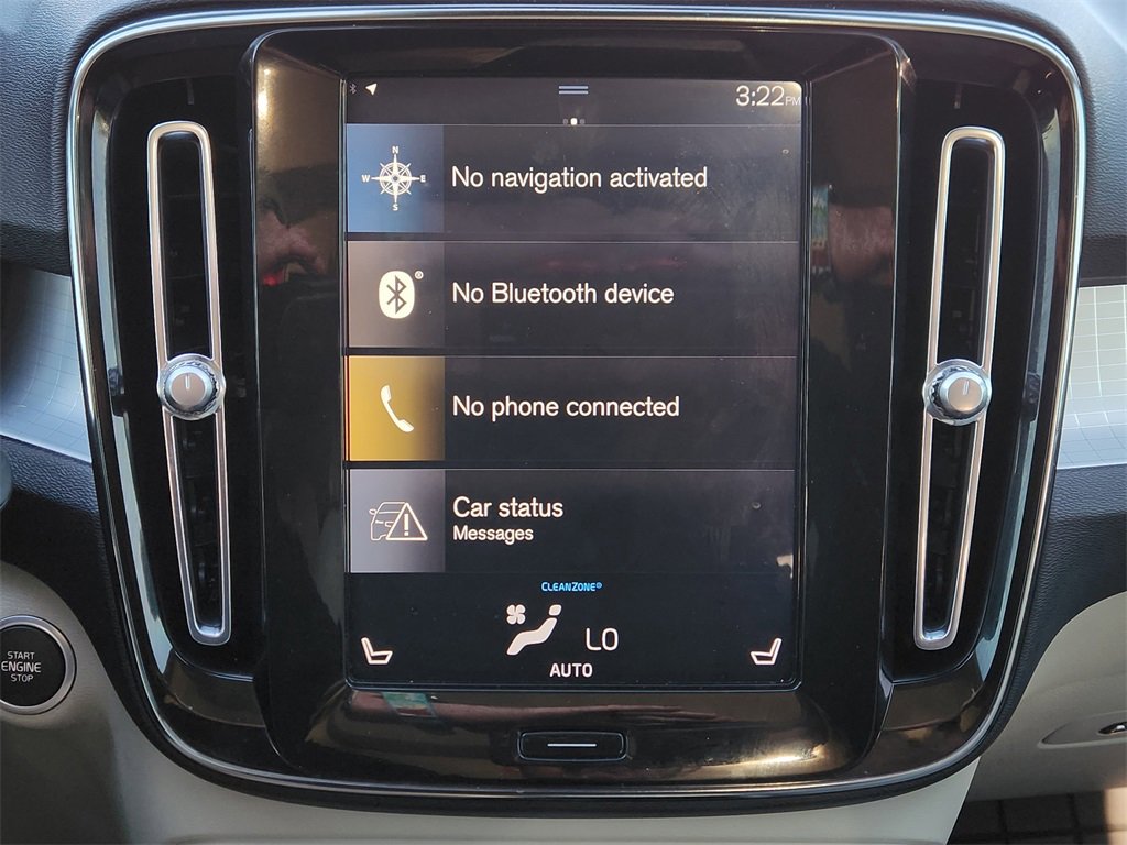 Used 2020 Volvo XC40 T5 Momentum w/ Protection Package Premier image 17