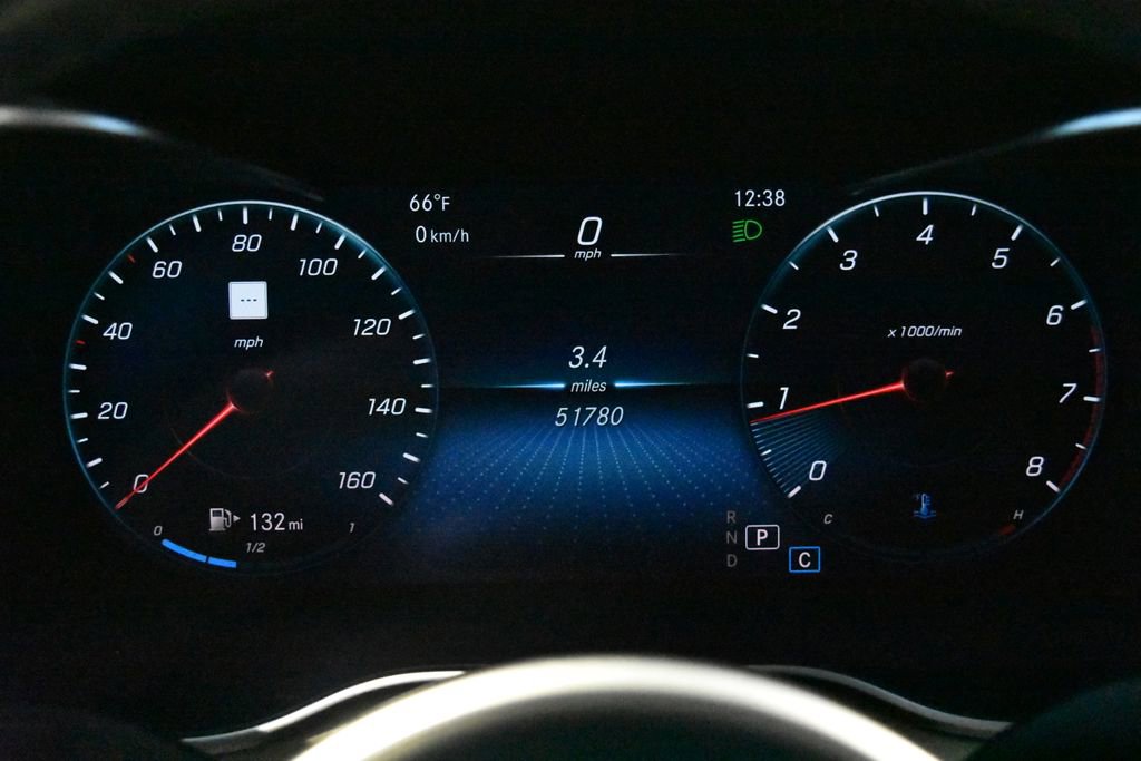 Used 2022 Mercedes-Benz GLC 300 4MATIC image 21