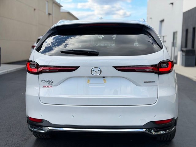 New 2025 MAZDA CX-90 Plug-In Hybrid w/ Premium Plus image 4
