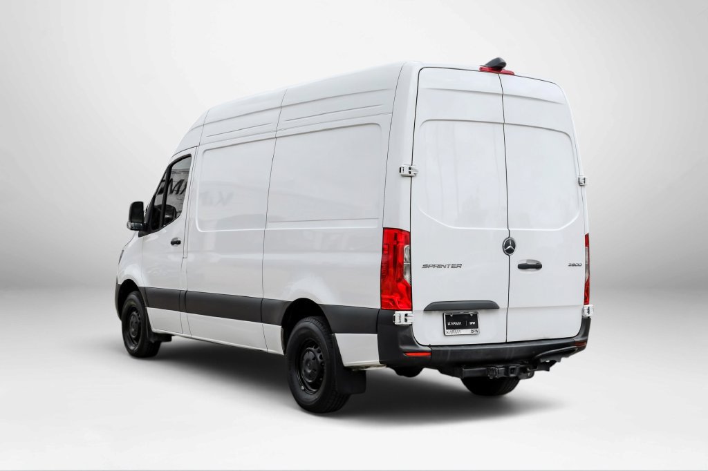 Used 2025 Mercedes-Benz Sprinter 2500 image 8