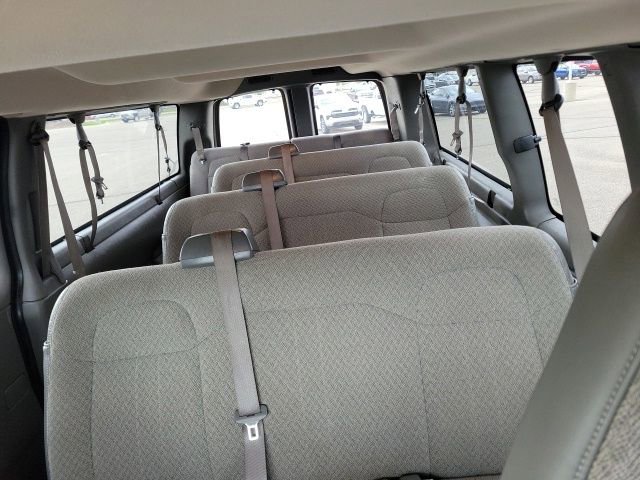 Used 2020 Chevrolet Express 3500 LT w/ LT Preferred Equipment Group image 9