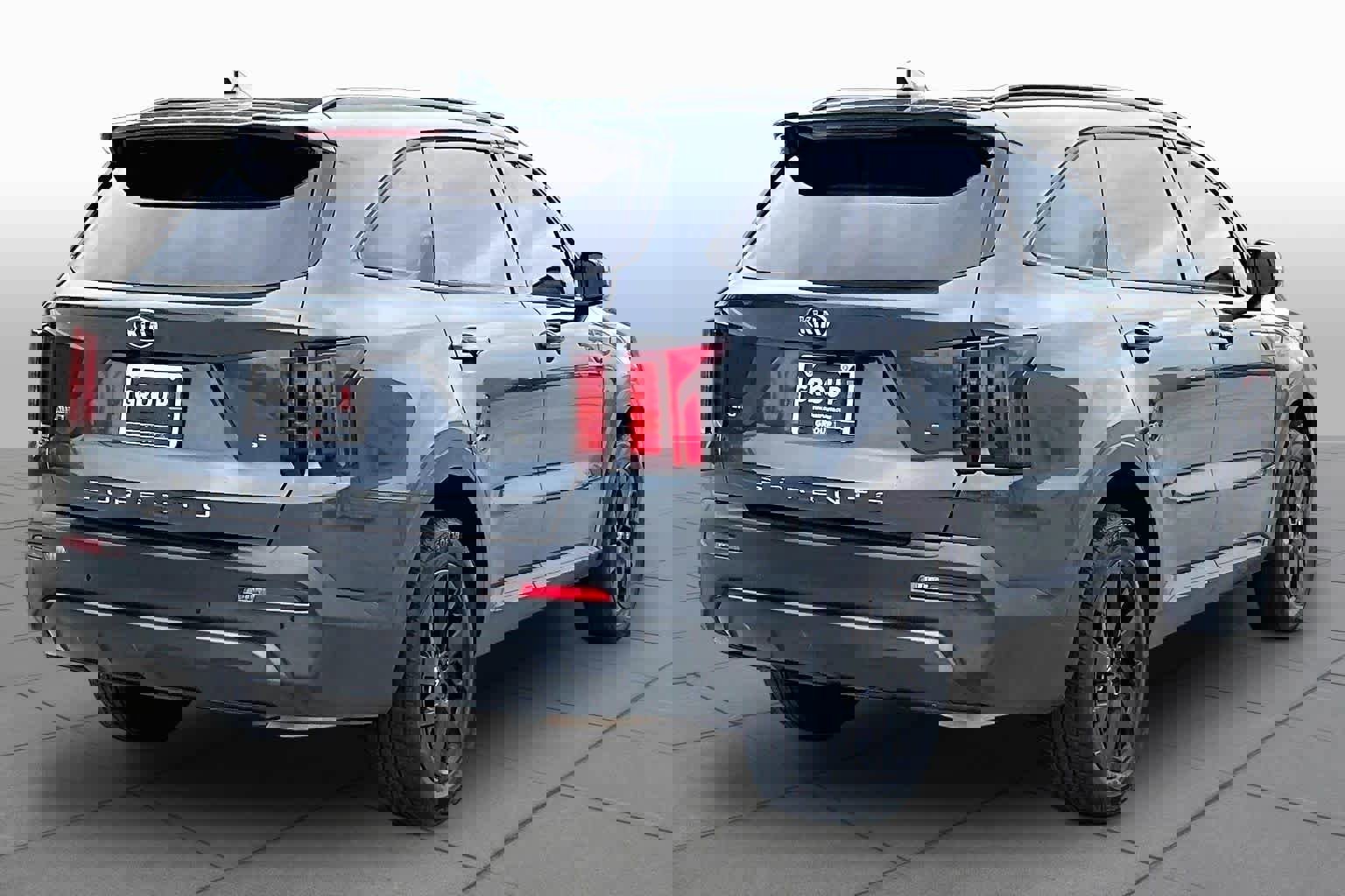 Used 2021 Kia Sorento S w/ Panoramic Sunroof Package image 13