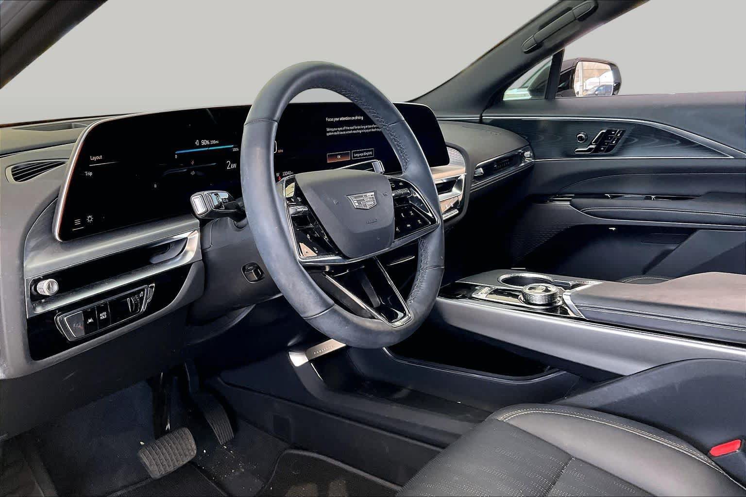 Used 2025 Cadillac Lyriq Luxury RWD image 17