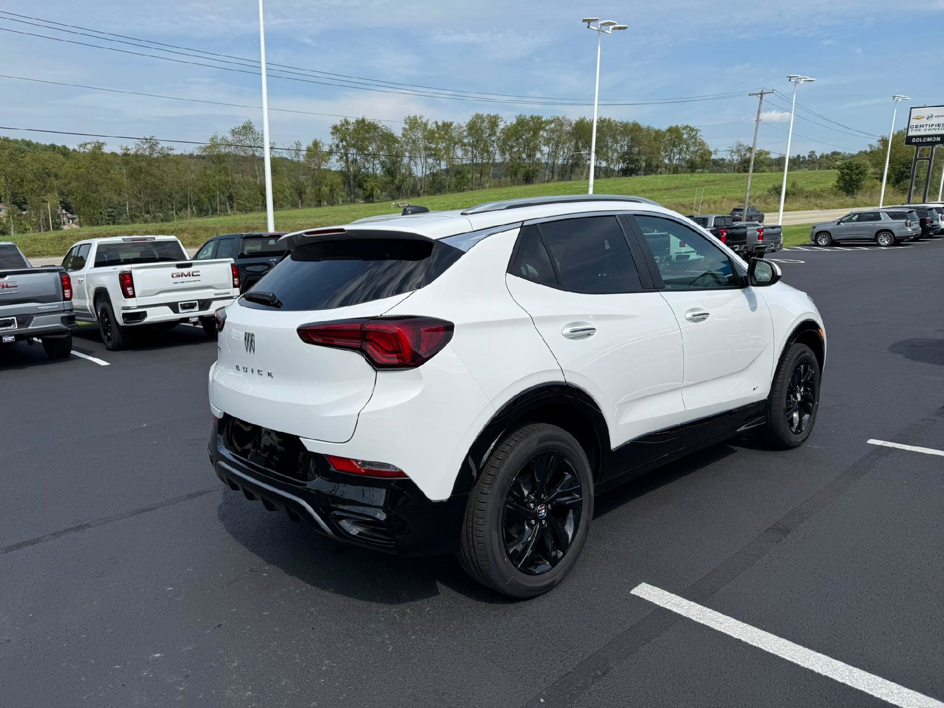 New 2026 Buick Encore GX Sport Touring w/ Comfort Package AWD/4WD image 5