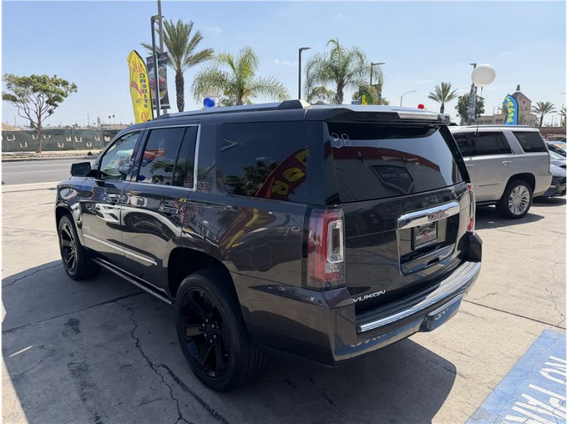 Used 2016 GMC Yukon Denali w/ Open Road Package AWD/4WD image 11