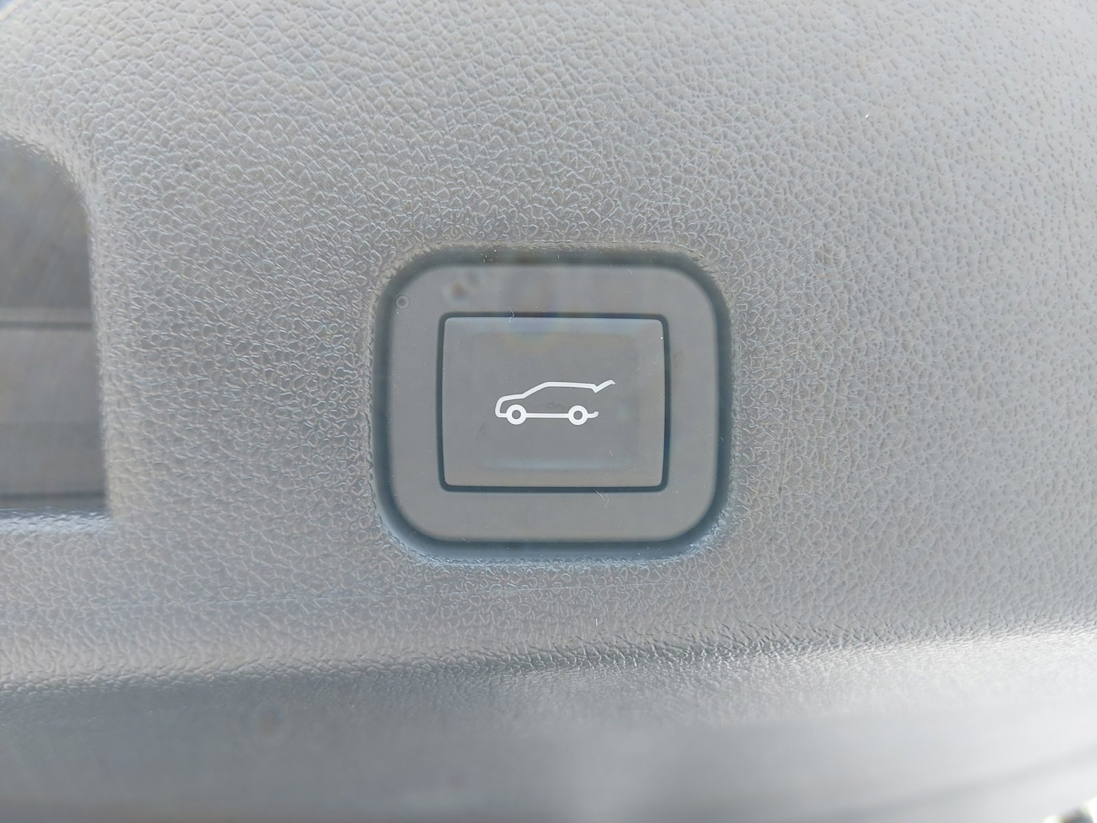 New 2025 GMC Acadia Elevation image 13