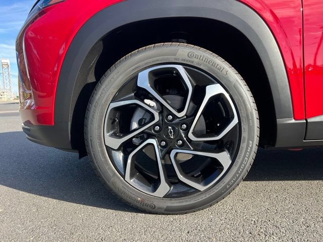 New 2026 Chevrolet Trax RS w/ Sunroof Package FWD image 12