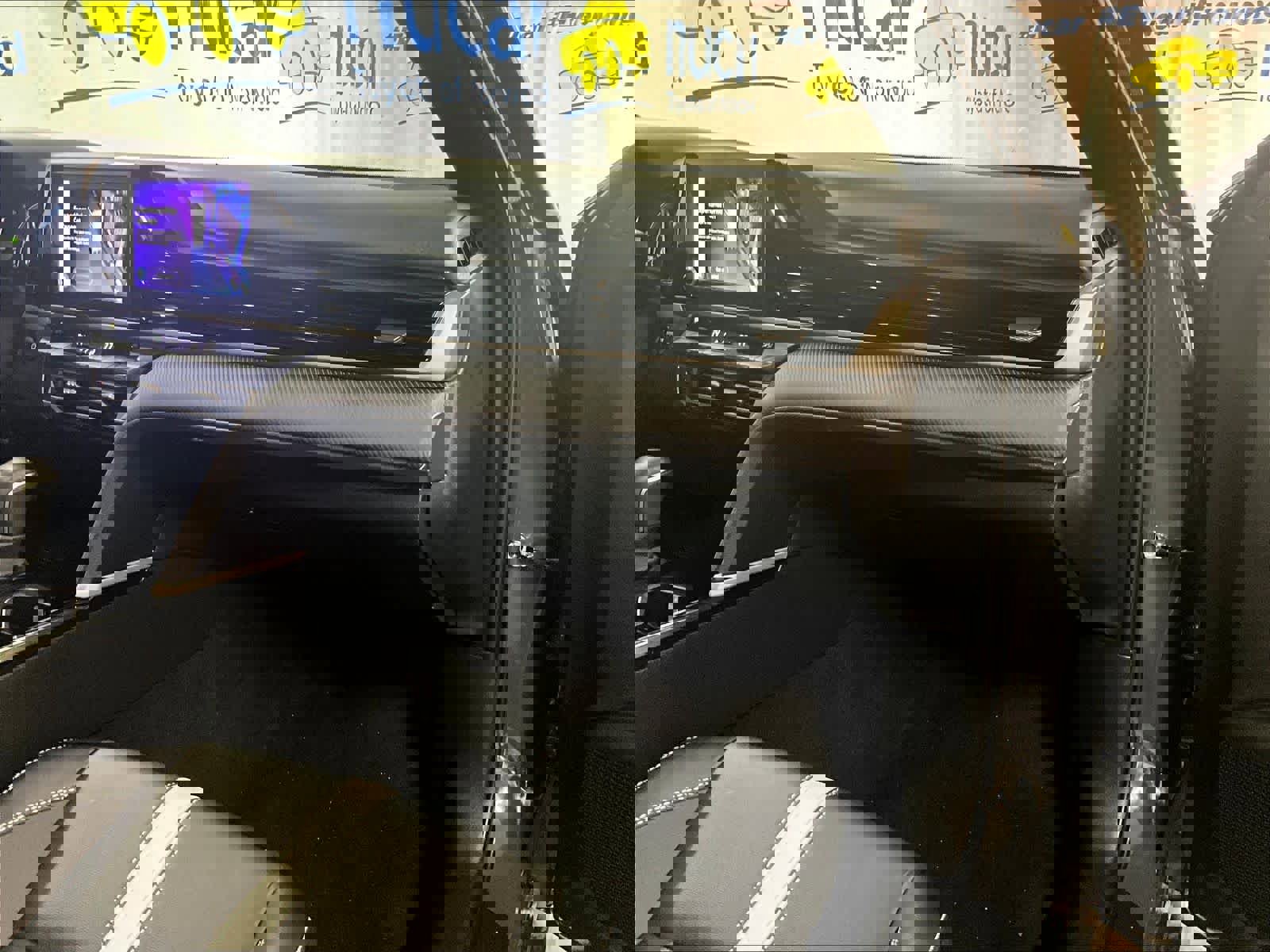 Used 2025 Toyota Camry SE FWD image 13