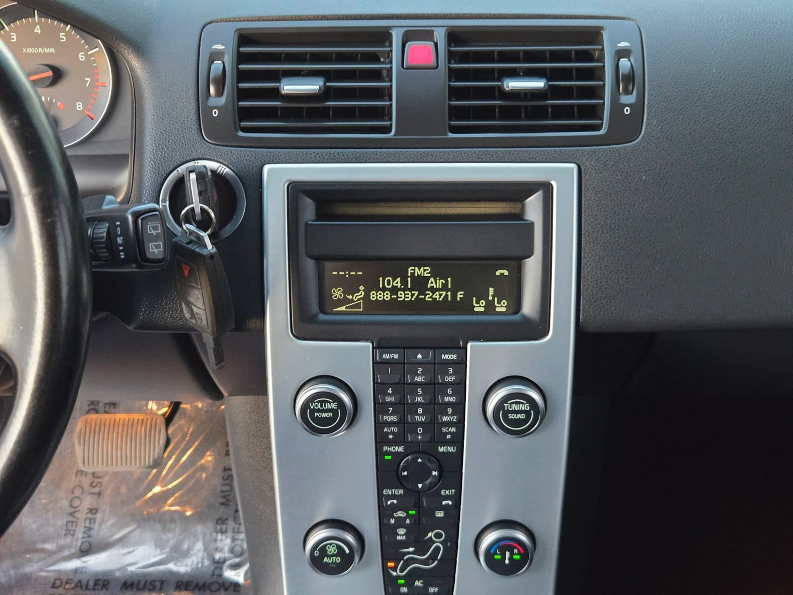 Used 2012 Volvo C30 FWD image 25