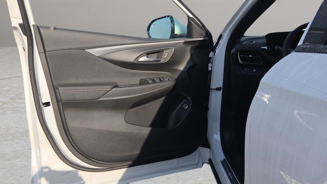 New 2026 Buick Envista Avenir image 29