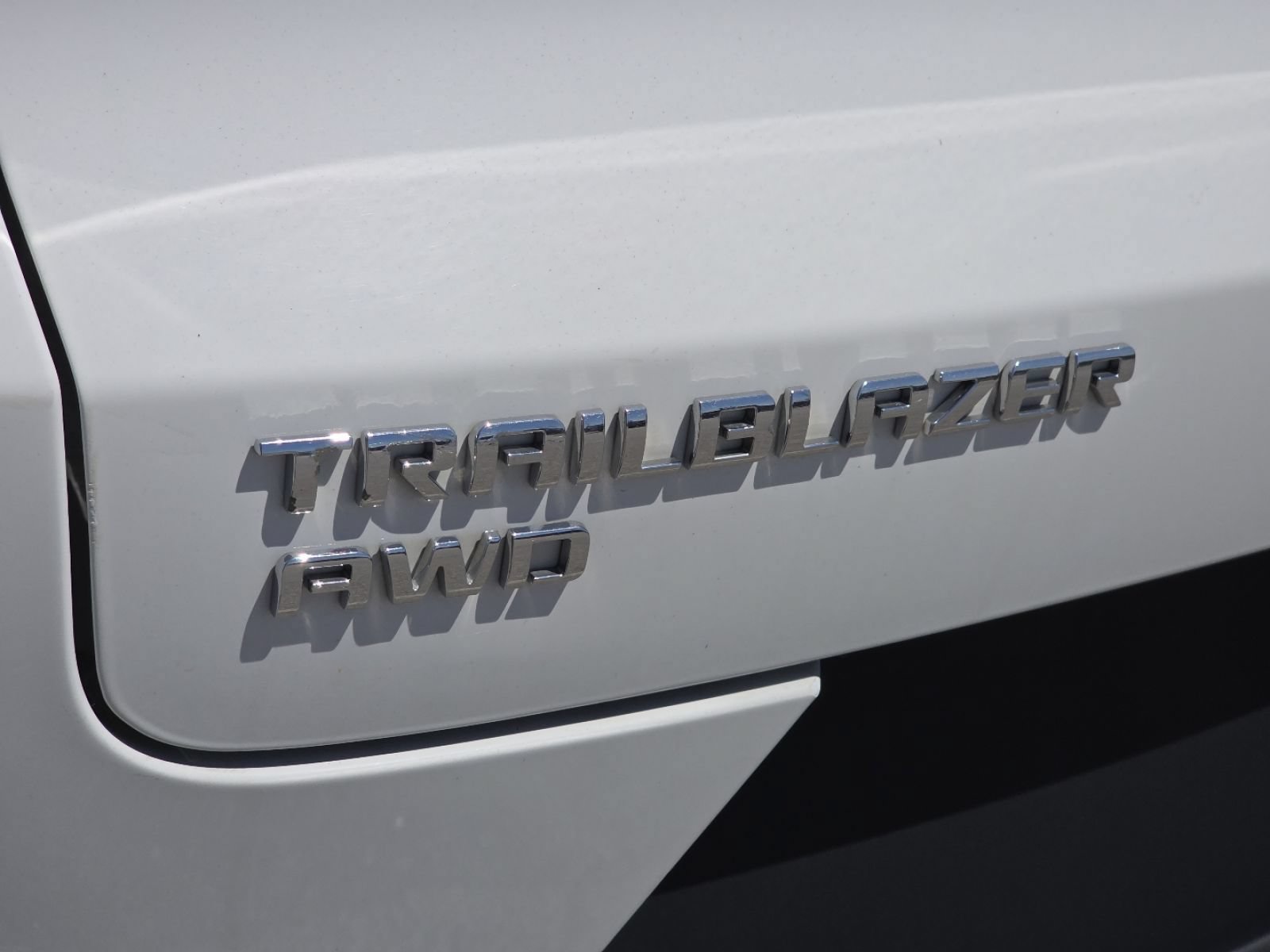 Used 2023 Chevrolet TrailBlazer LS AWD/4WD image 9