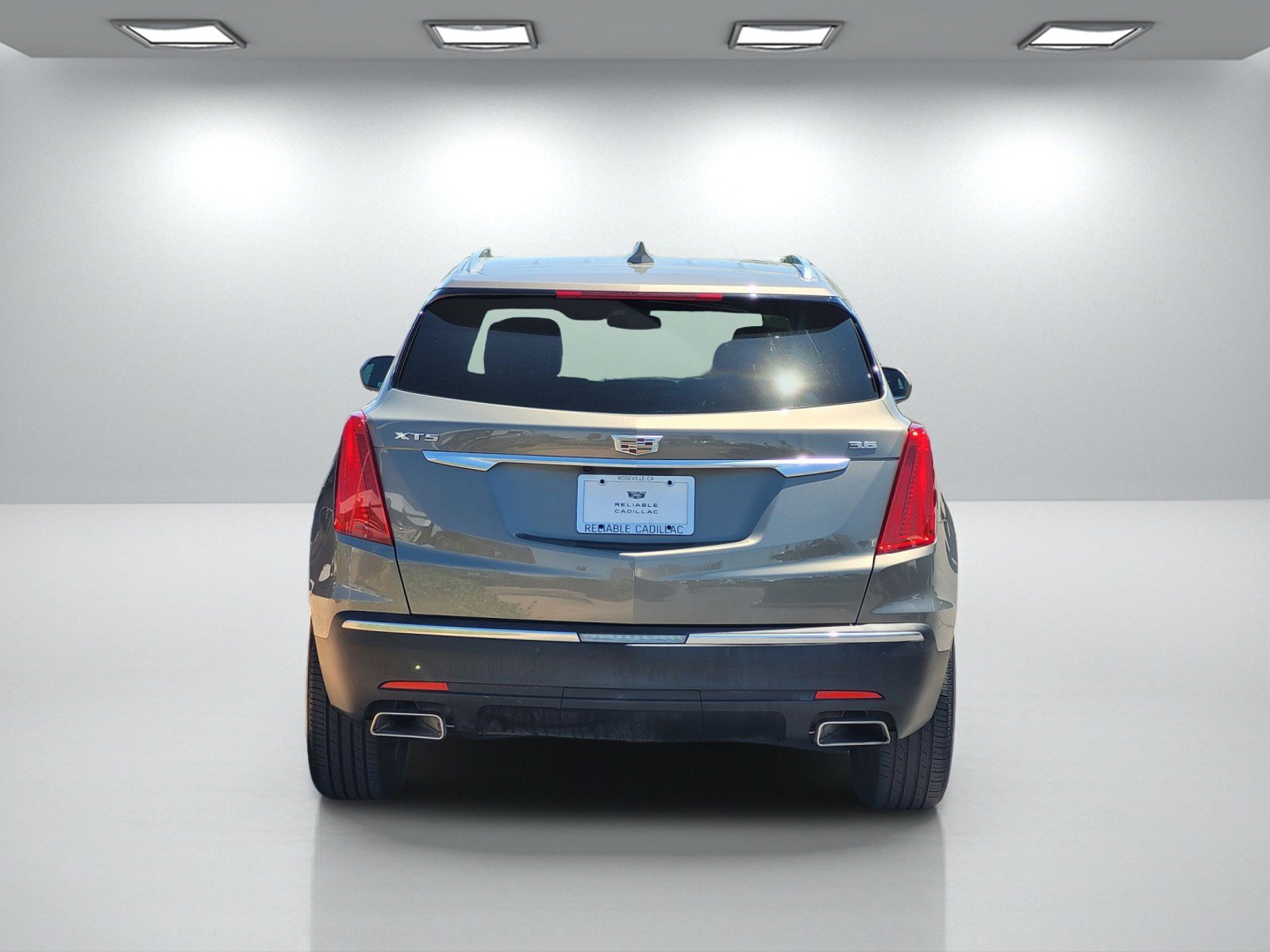 Used 2019 Cadillac XT5 Luxury FWD image 5