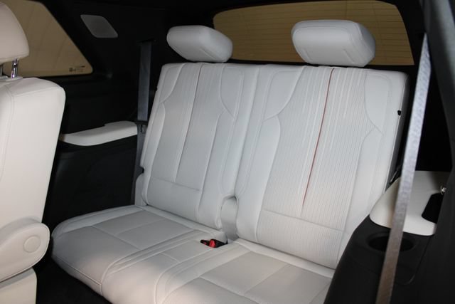 New 2027 Cadillac Vistiq Sport AWD/4WD image 10