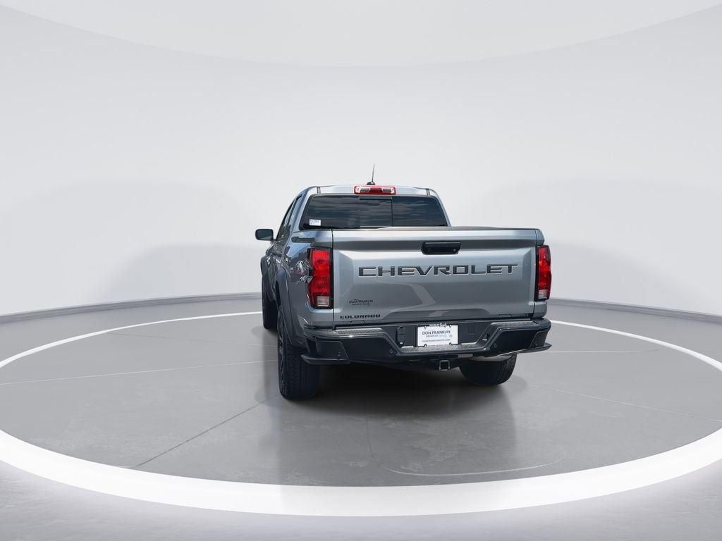 Used 2024 Chevrolet Colorado Trail Boss w/ Advanced Trailering Package AWD/4WD image 7