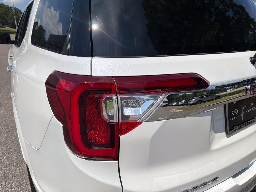 Used 2021 GMC Acadia Denali w/ Denali Technology Package FWD image 29