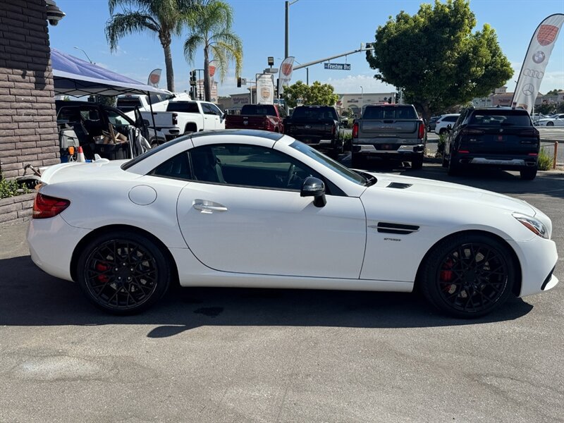 Used 2017 Mercedes-Benz SLC 43 AMG image 19