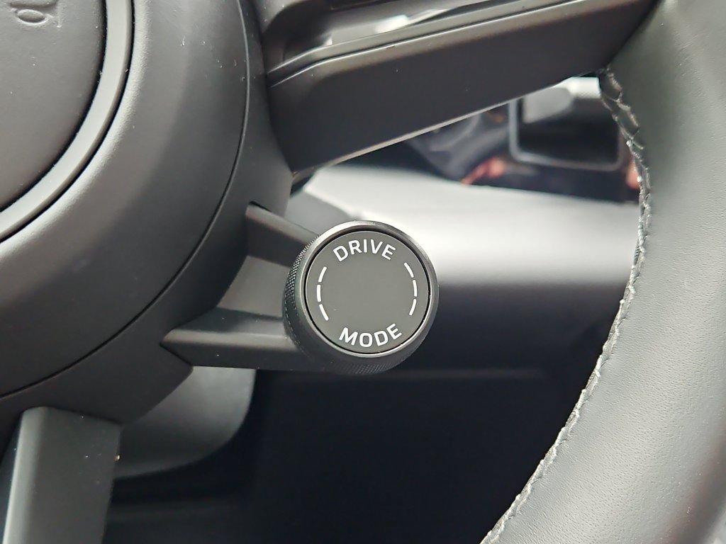 Certified 2026 Porsche Macan 4 Electric AWD/4WD image 19