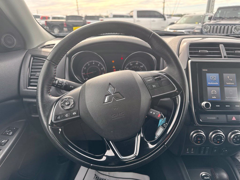 Used 2025 Mitsubishi Outlander Sport AWD image 20