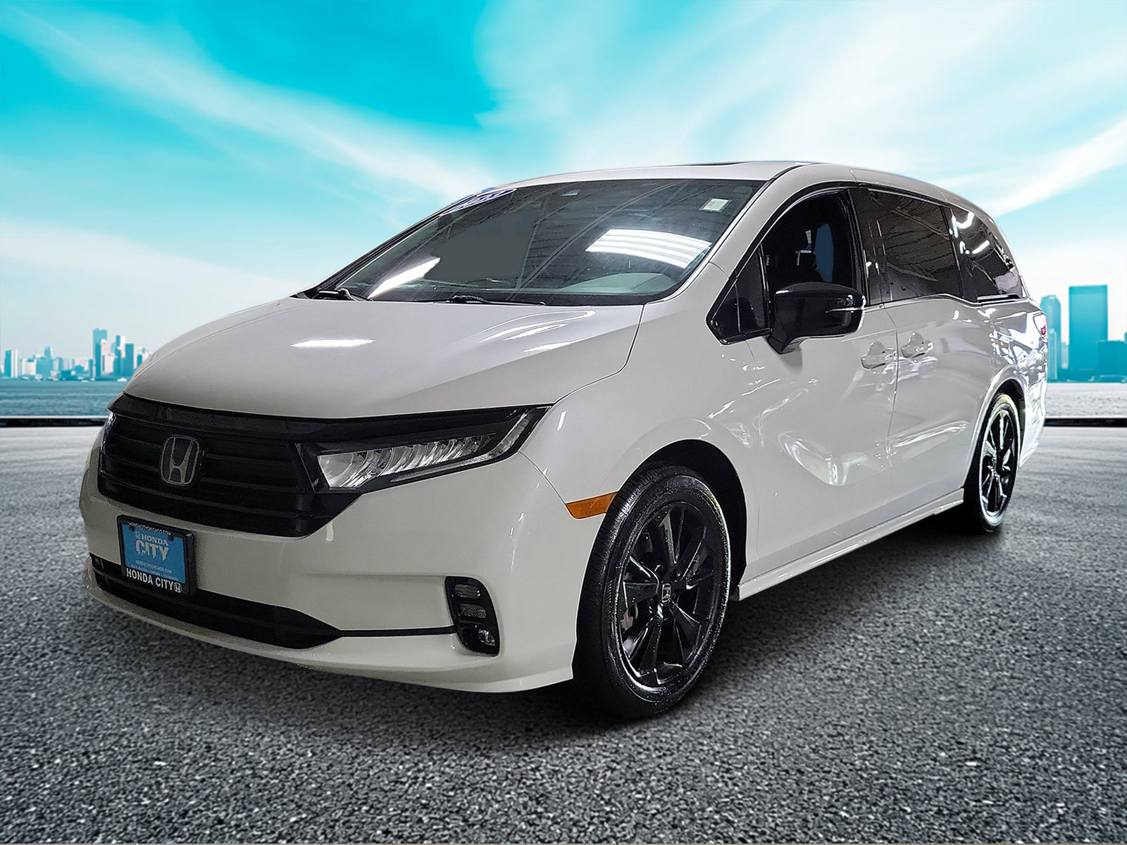 Used 2023 Honda Odyssey Sport image 2