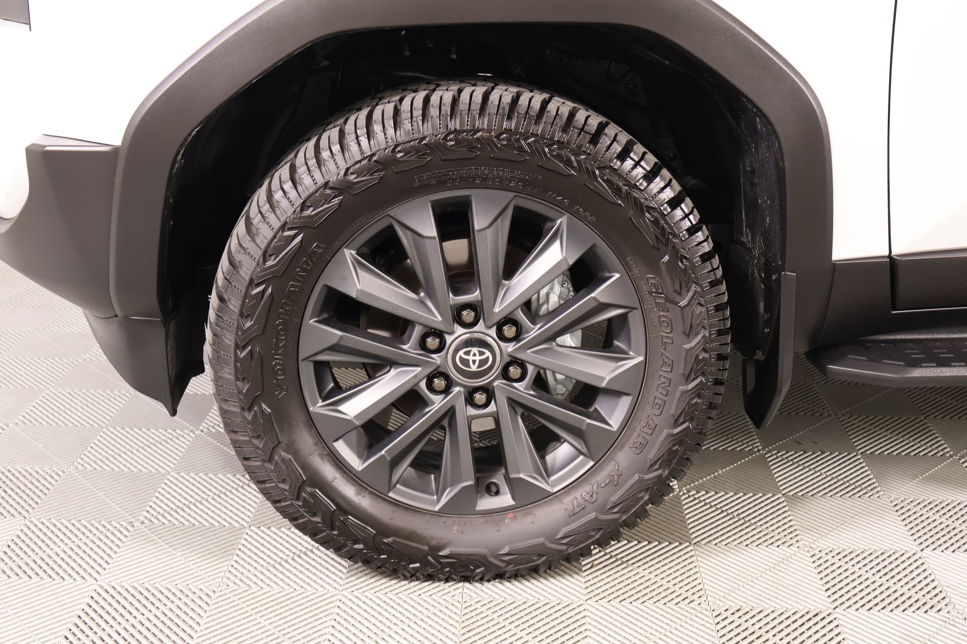 Used 2026 Toyota Land Cruiser w/ Premium Package AWD/4WD image 18