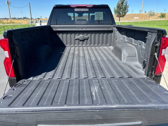 Certified 2025 Chevrolet Silverado 1500 RST AWD/4WD image 26
