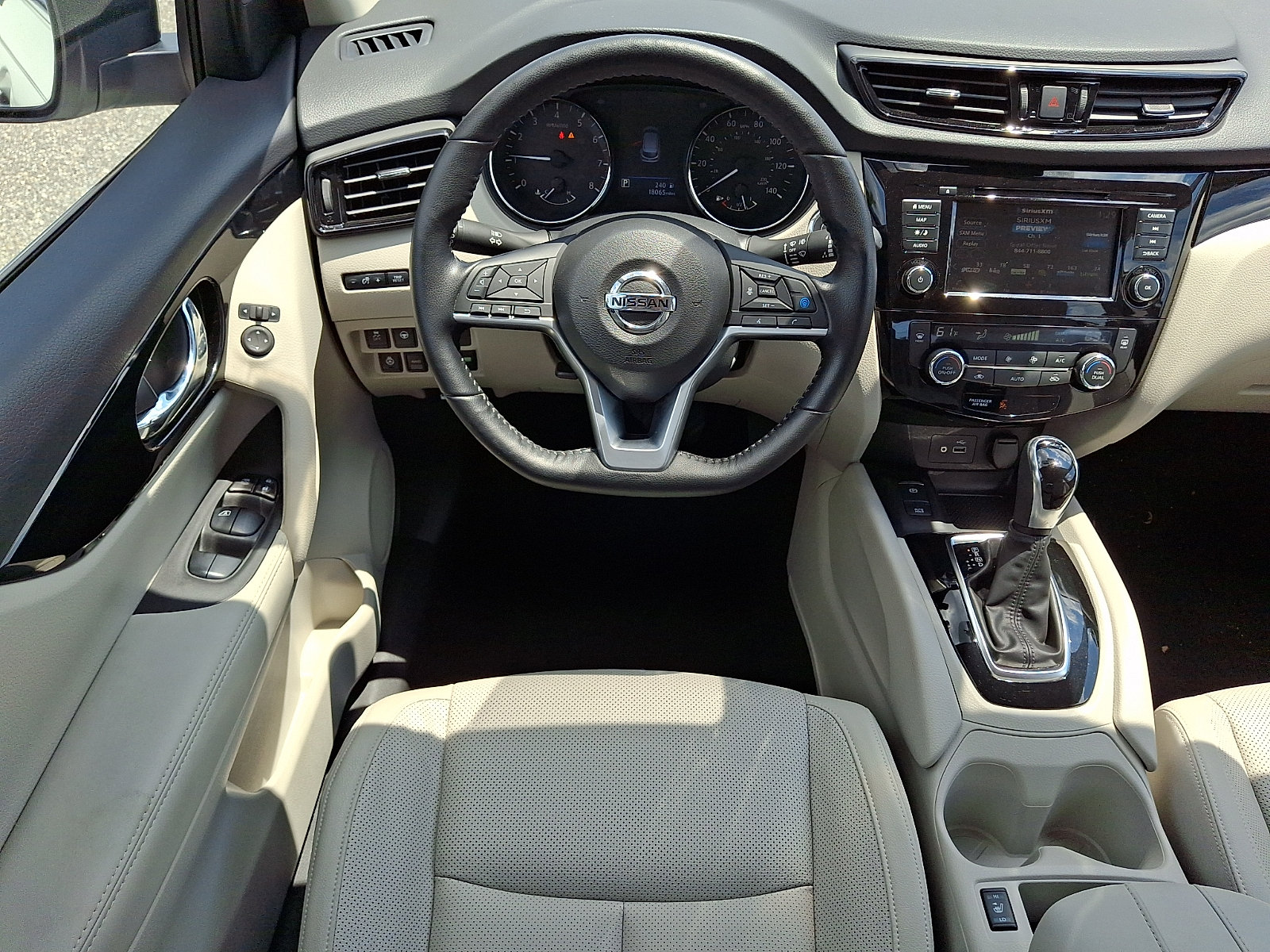 Certified 2022 Nissan Rogue Sport SL AWD/4WD image 11