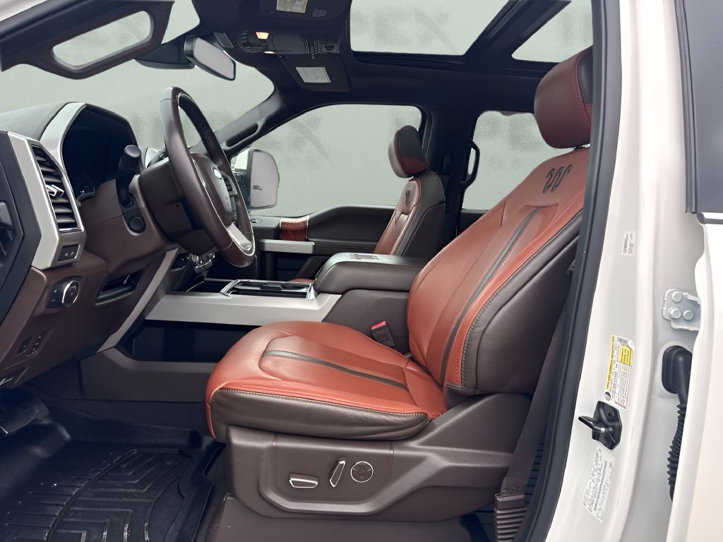 Used 2019 Ford F250 King Ranch w/ King Ranch Ultimate Package AWD/4WD image 9