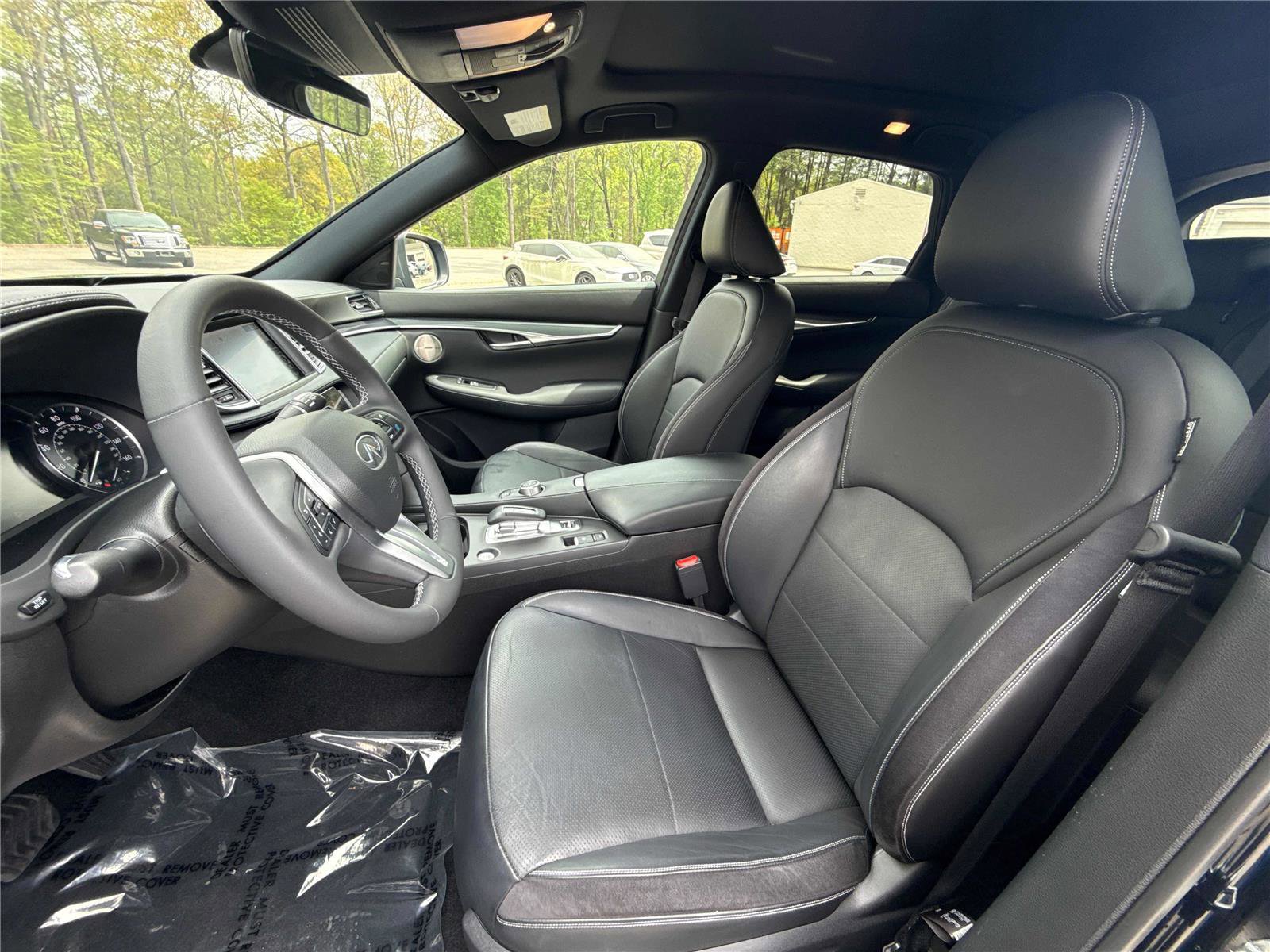 Used 2023 INFINITI QX50 Sport FWD image 11