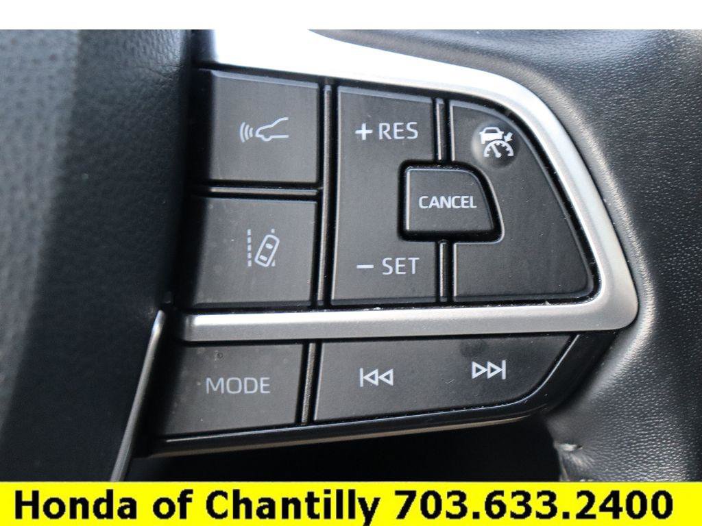 Used 2023 Toyota Highlander LE image 13