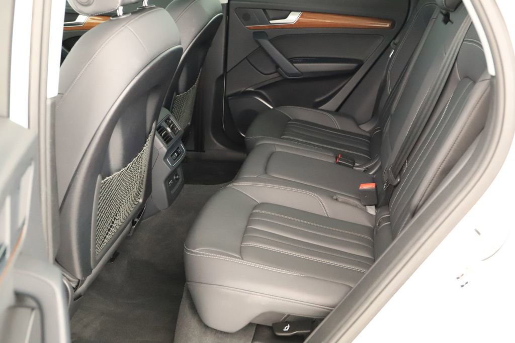 Certified 2023 Audi Q5 2.0T Premium w/ Convenience Package AWD/4WD image 29