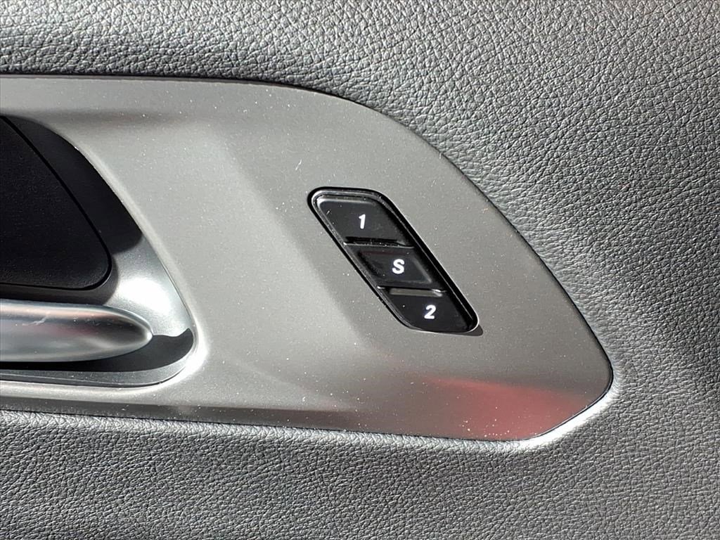 New 2026 Chrysler Pacifica Select image 17