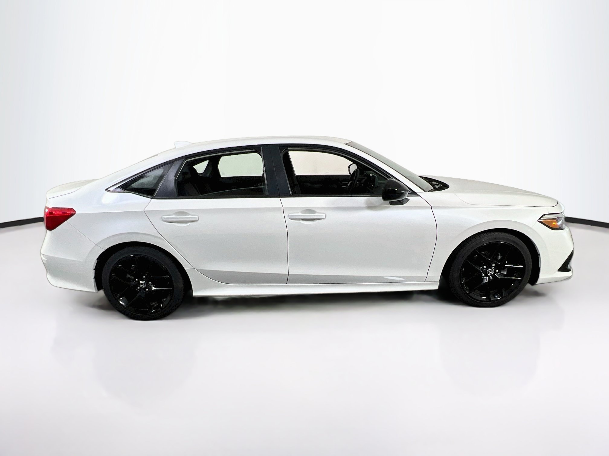 Used 2024 Honda Civic Sport image 4