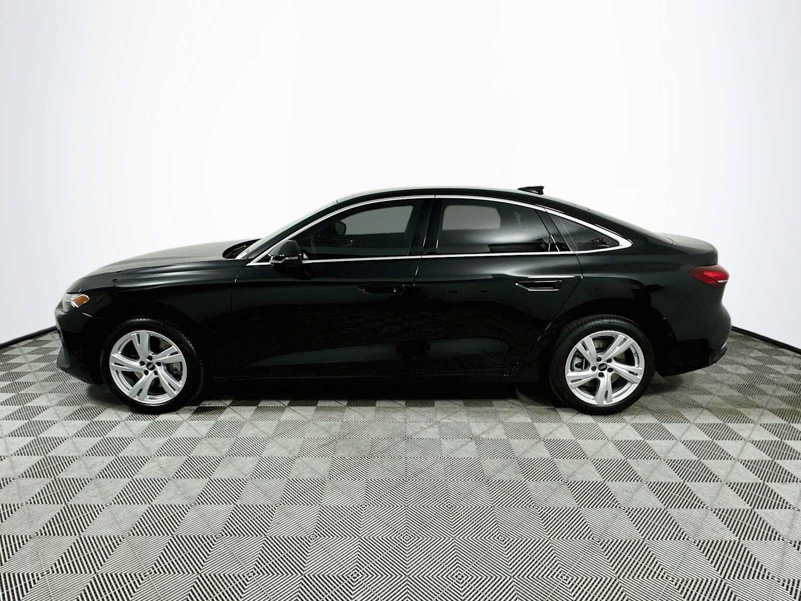 New 2026 Audi A5 2.0T Premium Plus AWD/4WD image 4