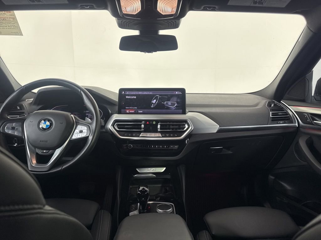Used 2022 BMW X4 xDrive30i w/ Parking Assistance Package image 9