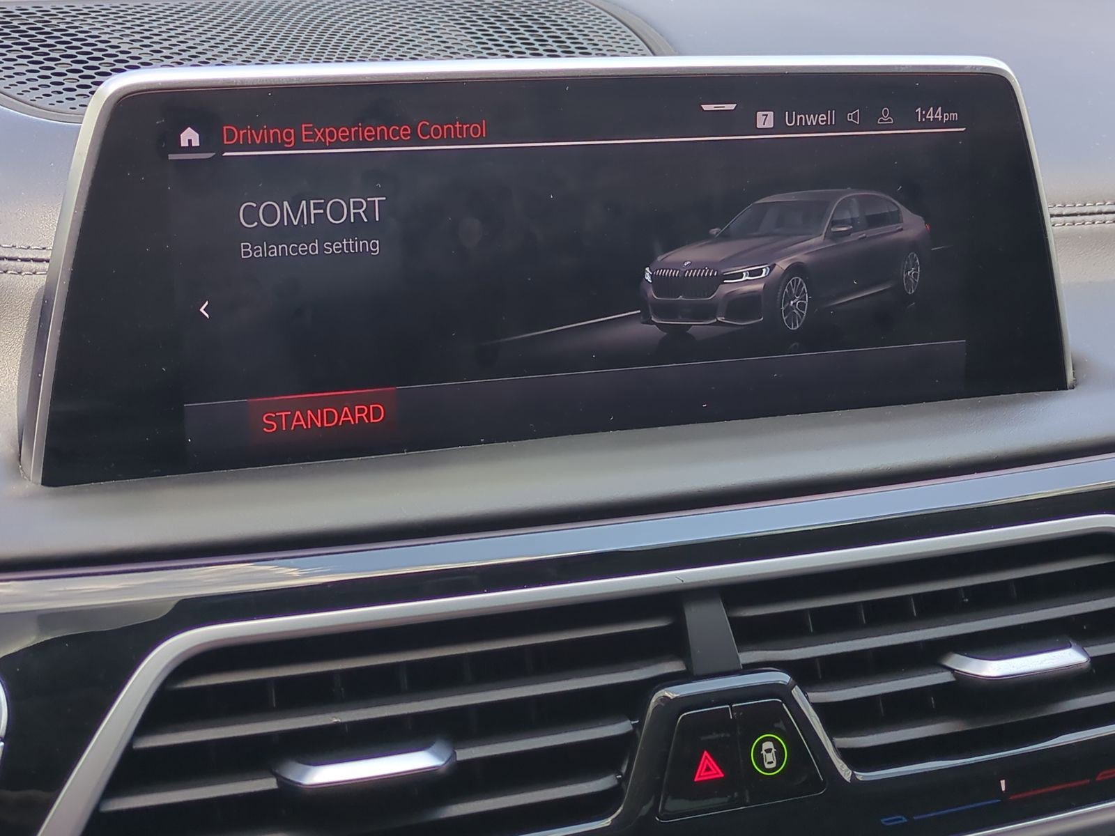 Used 2022 BMW M760i xDrive AWD/4WD image 24